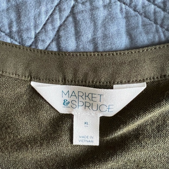 Market & Spruce Sweaters - Market & Spruce Knit Top Sweater. Button Front. Size XL. NWOT